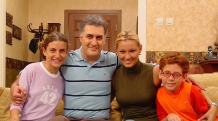 Əməkdar artist "Çocuklar duymasın"ın aktyoru ilə bir arada - FOTO