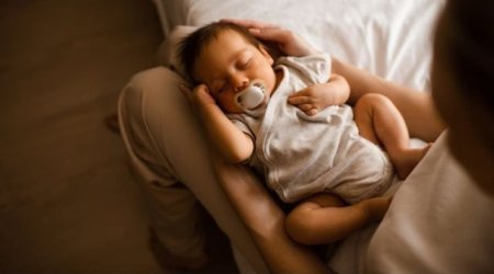 Doğuşdan sonra ailə dəstəyi: analar üçün 6 vacib kömək yolu