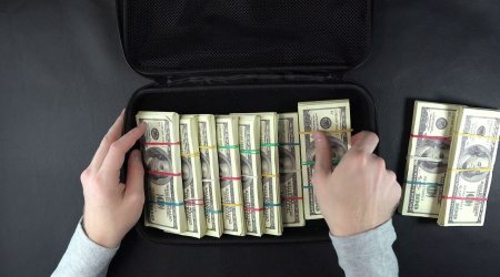 ABŞ-dən Azərbaycana pul köçürmələri 55 % artıb