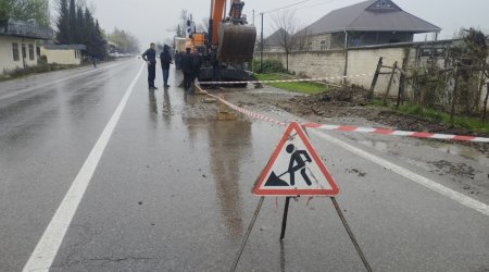 Kürdəmirdə magistral su boru xətti PARTLADI: Sakinlər susuz qaldı - FOTO/VİDEO