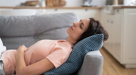 Nahardan sonra niyə adamı yuxu basır? &ndash; SƏBƏBİ bəlli oldu