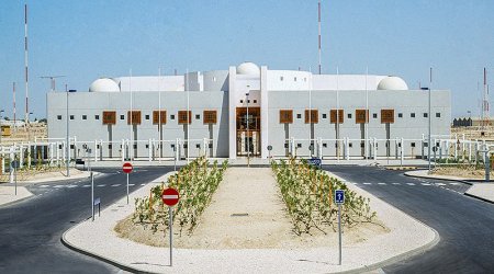 İran &ldquo;Amazon&rdquo;un hostinq tərəfdaşının binasına da ZƏRBƏ ENDİRDİ &ndash; VİDEO