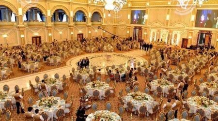 Toy etmək üçün restoranlarda yer tapılmır