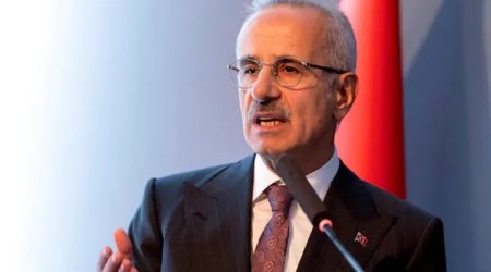 Türkiyəli nazir Zəngəzur dəhlizinin nə vaxt istifadəyə veriləcəyindən DANIŞDI