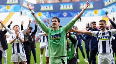 Qapıçı öz yerindən rəqib qapıya qol vurdu - VİDEO