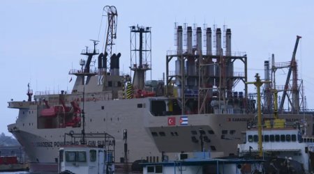 Türkiyə Kubaya üzən elektrik stansiya göndərdi