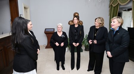 Mehriban Əliyeva Tbilisidə Azərbaycan Mədəniyyəti Muzeyində - FOTO