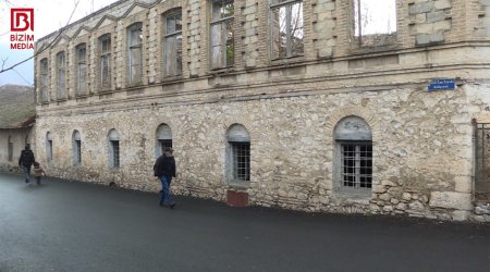 Şəkidə musiqi texnikumu qəzalı VƏZİYYƏTDƏDİR - Tarixi bina niyə BƏRPA olunmur? &ndash; FOTO