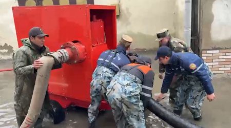 Yağışın fəsadları belə aradan qaldırılır – FOTO - VİDEO
