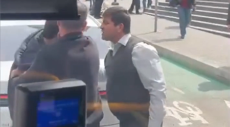 Avtobus sürücüsünü yumruqla vuran şəxs TUTULDU