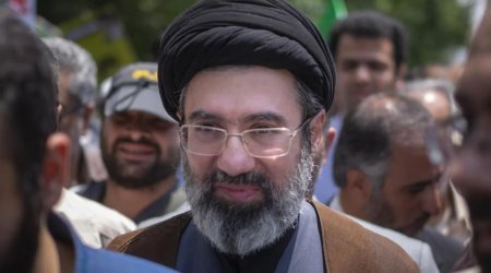 &ldquo;Atəşkəs qərarını Müctəba Xamenei verib&rdquo;