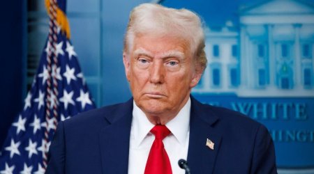 Tramp: &ldquo;Hörmüzdən keçid üçün ödəniş edən gəmilər saxlanılacaq&rdquo;