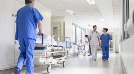 Gənc oğlan naməlum şəraitdə xəsarət aldı