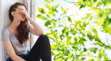 &ldquo;Hamı xoşbəxtdir, mən deyiləm&rdquo; &ndash; Yaz depressiyasından necə xilas olaq?