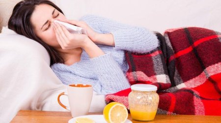 Tələbələr arasında sürətlə yayılan XƏSTƏLİK - Nə baş VERİR?