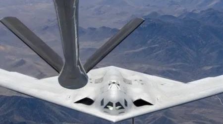 ABŞ-də yeni bombardmançı təyyarənin İLK FOTOSU