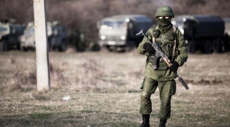 Rusiya Xarkovun bu kəndini nəzarətə götürdü - FOTO