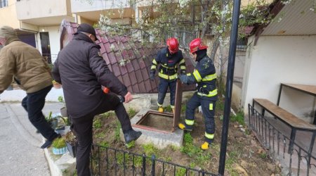 Yasamalda TƏLİM: Yanğınsöndürən maşın həyətə girə bilmədi - VİDEO