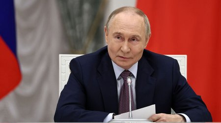 Putin Təhlükəsizlik Şurasının üzvləri ilə müşavirə keçirdi