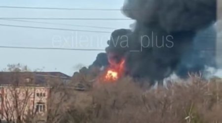 Ukrayna Samarada neft emalı zavoduna zərbə endirdi &ndash; VİDEO