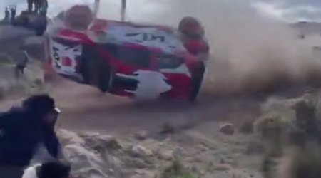 Avtomobil yarışında FACİƏ &ndash; Maşın azarkeşlərin üzərinə düşdü &ndash; ANBAAN VİDEO