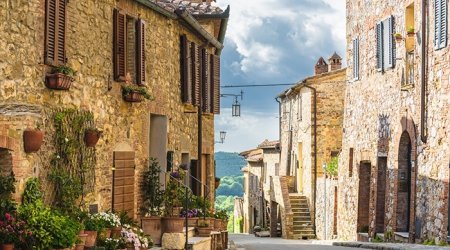 1 avroya evlər satışa ÇIXARILDI