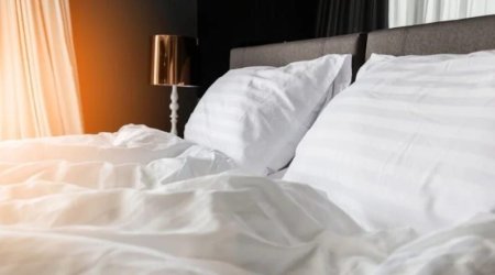 Kişi sağda, qadın solda yatmalıdır - SƏBƏB