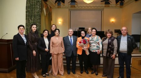 Dahi sənətkarın işığına toplaşanlar: Musiqi və elm vəhdətdə - FOTOLAR