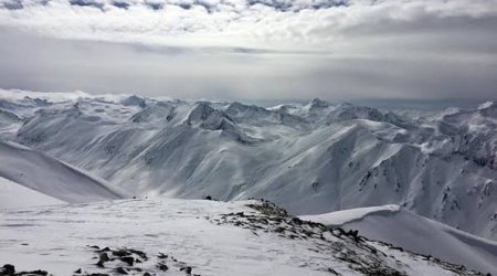 FAKTİKİ HAVA: Daşkəsən və Gədəbəyə qar yağıb