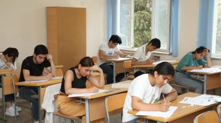 Bu gün 55 mindən çox şagird buraxılış imtahanı VERDİ