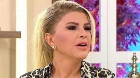 55 yaşlı məşhur ana olacaq