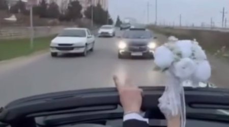 Mehdiabaddan Biləcəriyə qədər maşını arxa-arxaya sürdü &ndash; VİDEO