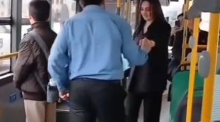 Bakıda avtobus sürücüsü sərnişinə evlilik təklif etdi &ndash; VİDEO