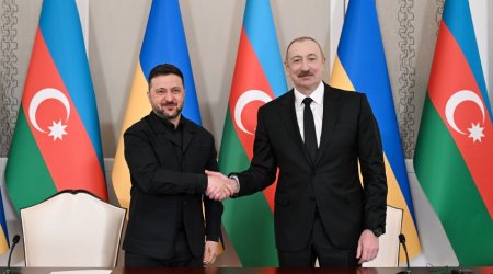 Zelenski İlham Əliyevə zəng etdi - FOTO