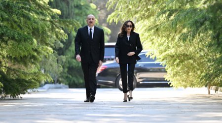İlham Əliyev və Mehriban Əliyeva Fəxri xiyabanda &ndash; FOTO/VİDEO