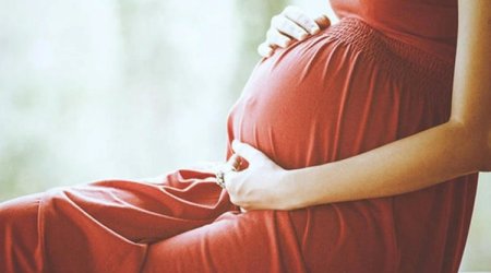 Azərbaycanda 16 yaşlı qız məktəb yoldaşından hamilə qaldı