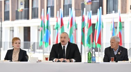 Prezident: Ulu Öndər Heydər Əliyevin Azərbaycan tarixində rolu danılmazdır