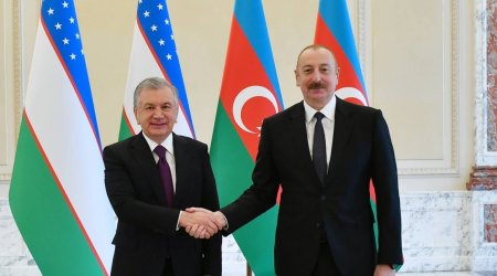 Şavkat Mirziyoyev İlham Əliyevə TƏŞƏKKÜR ETDİ