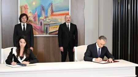 Bakı&ndash;Tbilisi&ndash;Qars dəmir yolu xəttinin yük ötürmə qabiliyyəti 5 dəfə ARTIRILDI - FOTO