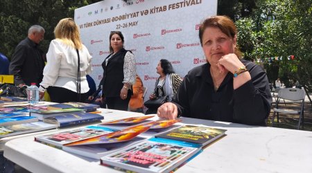 “Məhəbbət şairi” Fatma Məmmədqızı oxucuları ilə GÖRÜŞÜB - FOTO