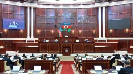 Milli Məclisin yaz sessiyasının sonuncu plenar iclası KEÇİRİLİR
