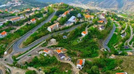 Azad edilmiş ərazilərə köçən 10 mindən çox şəxs işlə TƏMİN OLUNUB