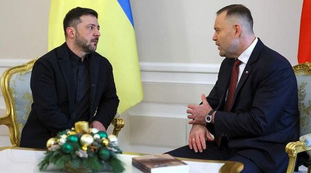 Polşa Prezidenti Zelenskini ən ali dövlət mükafatından məhrum etmək İSTƏYİR