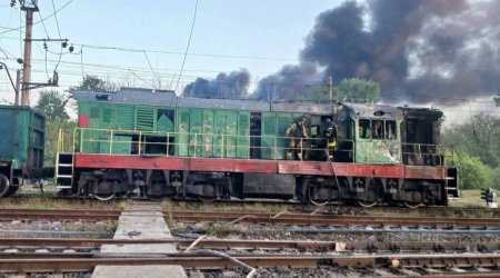 Rusiya ordusu Zaporojyedə dəmir yolunu vurdu: Ölənlər və yaralananlar var - FOTO