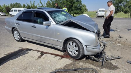 Naxçıvanda minik avtomobili avtobusla toqquşdu &ndash; 3 yaralı var &ndash; FOTO