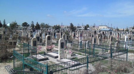 Qəbirstanlıqlar Bakıdan köçürülə bilər - AÇIQLAMA