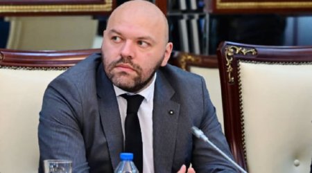 Hacıbəy Heydərli:"Sosial şəbəkələrə giriş məhdudiyyəti uşaqların rəqəmsal təhlükəsizliyi üçün vacibdir"