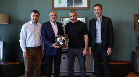 "Qarabağ" klubunun İdarə Heyətinin iclası keçirildi - FOTO