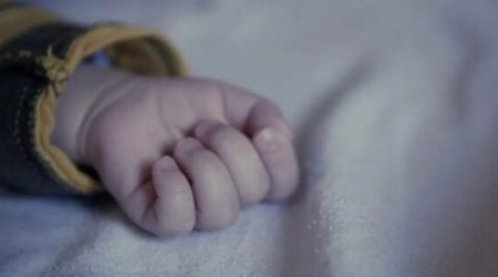 Yeni doğulmuş körpəsini itlərə yedirdib