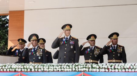 Hərbi İnstitutda möhtəşəm buraxılış: Gənc zabitlər diplomlarını Vilayət Eyvazovdan aldılar - FOTO - VİDEO